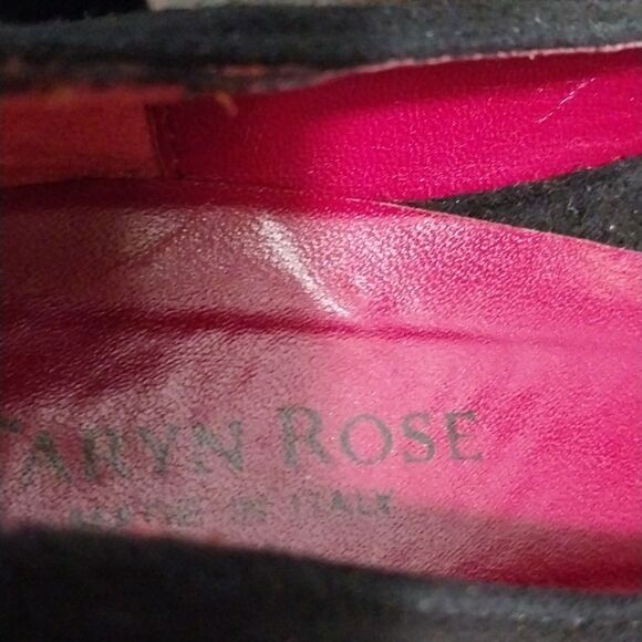 Taryn Rose Black Suade Heels..EUC...SIZE 8 1/2. - Picture 2 of 8